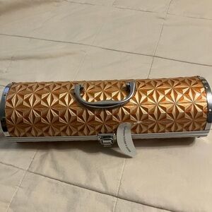 Vintage-Style Gold Geometric Wine Bottle Case with Corkscrew